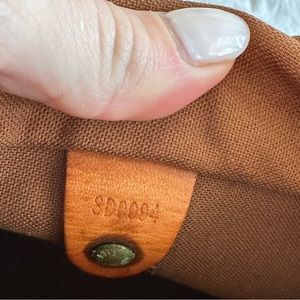 Louis Vuitton Monogram Speedy Bag 25